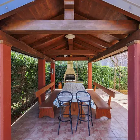 Lejlighed Zoki 2 By Interhome