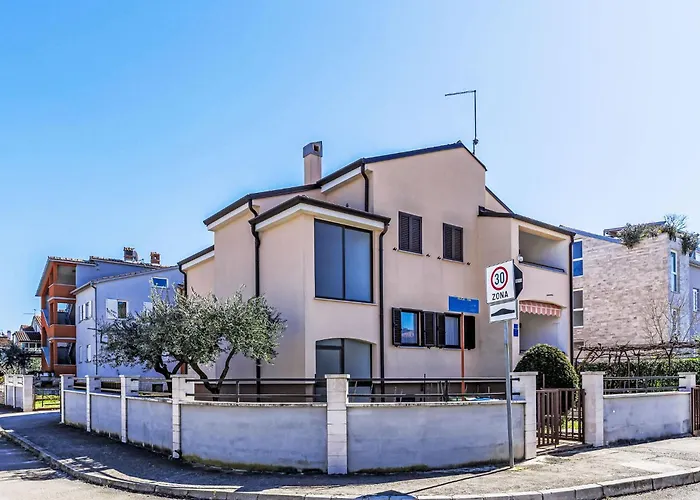 Zoki 2 By Interhome Lejlighed