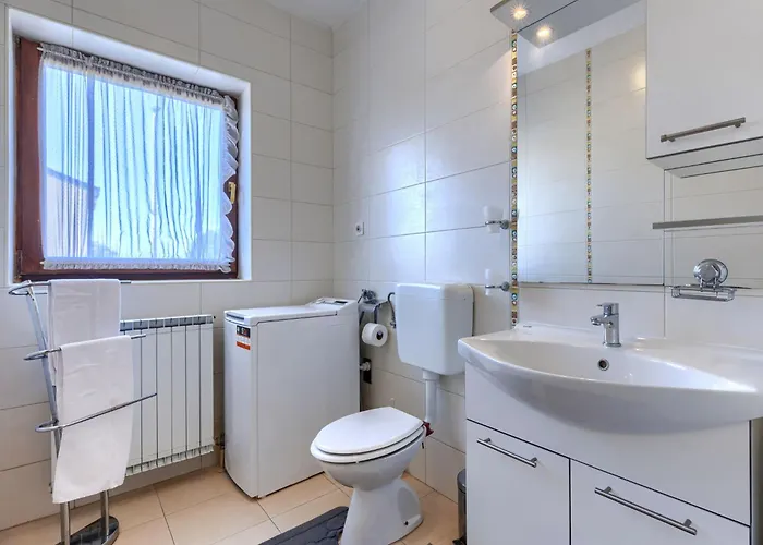 Lejlighed Zoki 2 By Interhome Umag