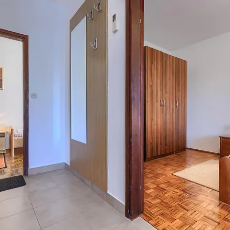 Zoki 2 By Interhome *