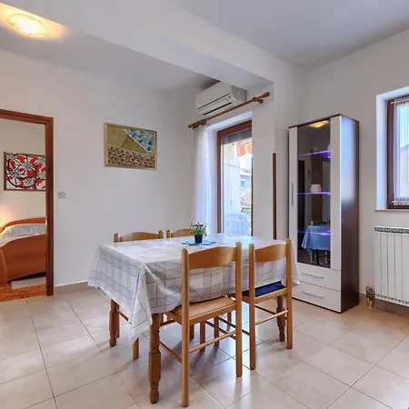 Zoki 2 By Interhome Apartmán